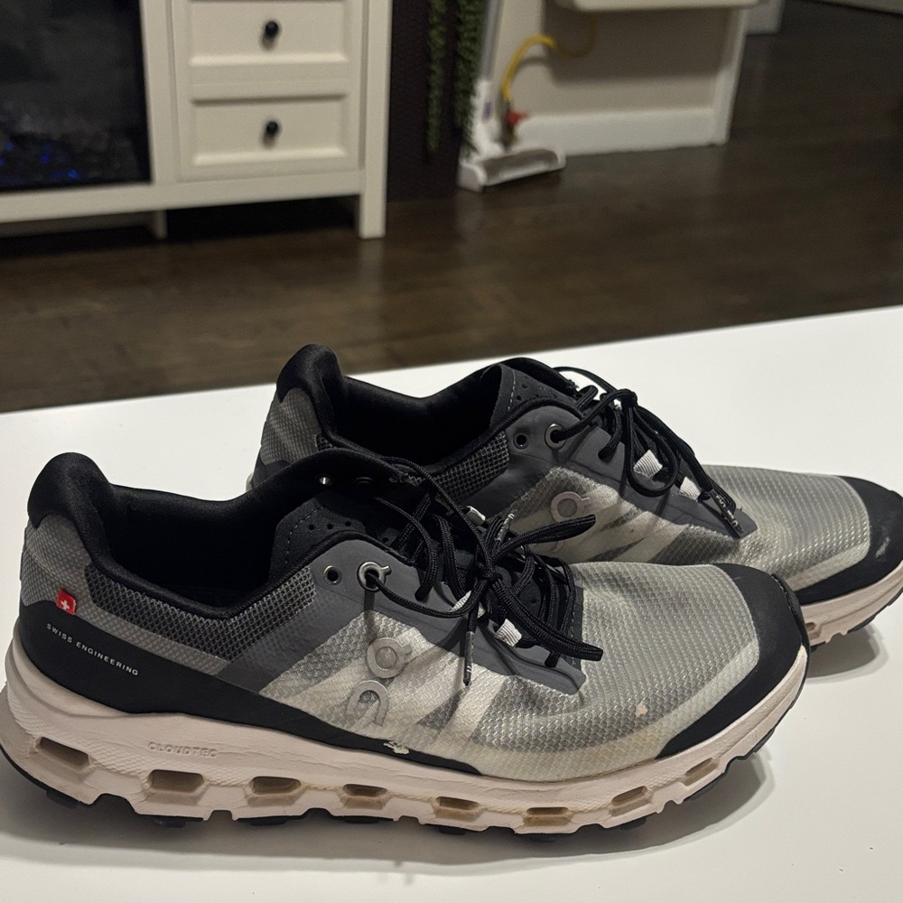Women’s On Cloud Cloud Tec